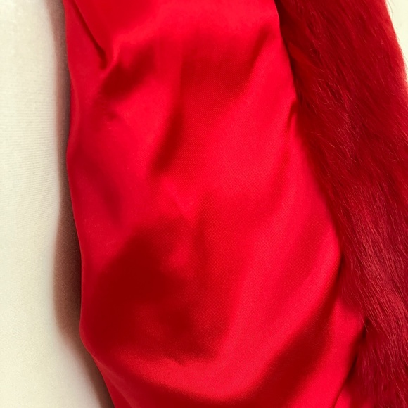 Vintage Red Fur Jacket - Picture 9 of 9
